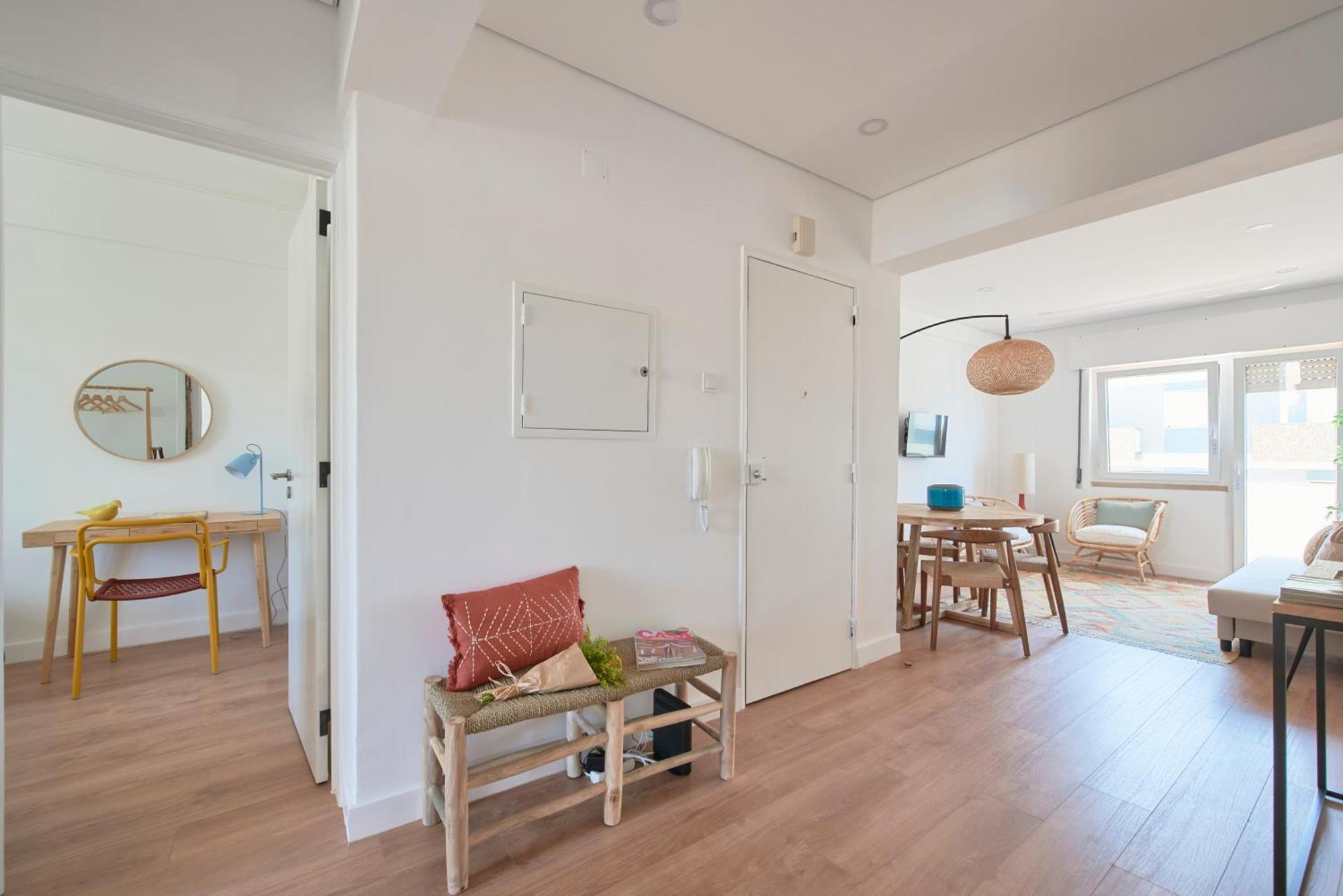 Sunset Bay View, Renovated Apt, By Timecooler Сетубал Экстерьер фото