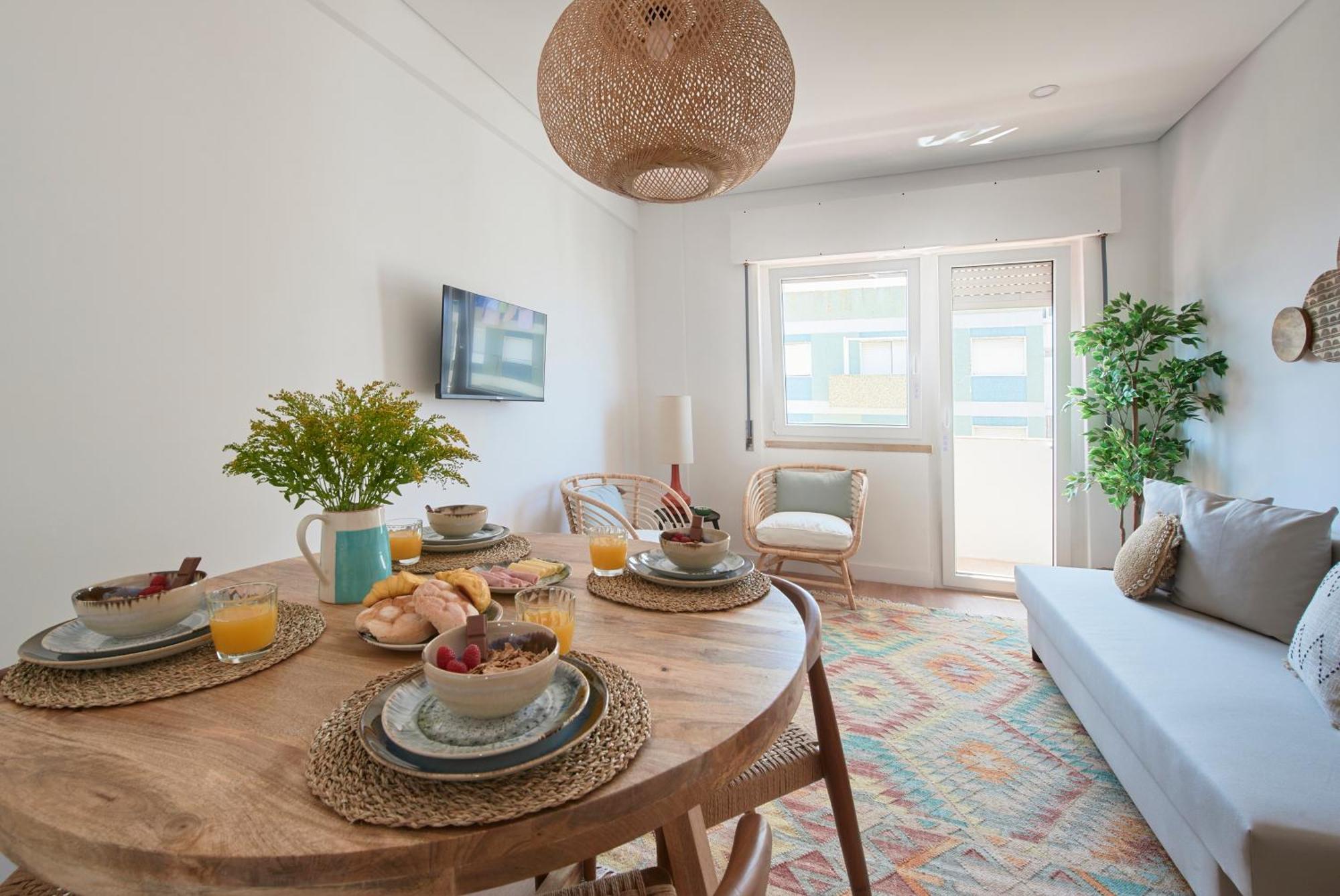 Sunset Bay View, Renovated Apt, By Timecooler Сетубал Экстерьер фото